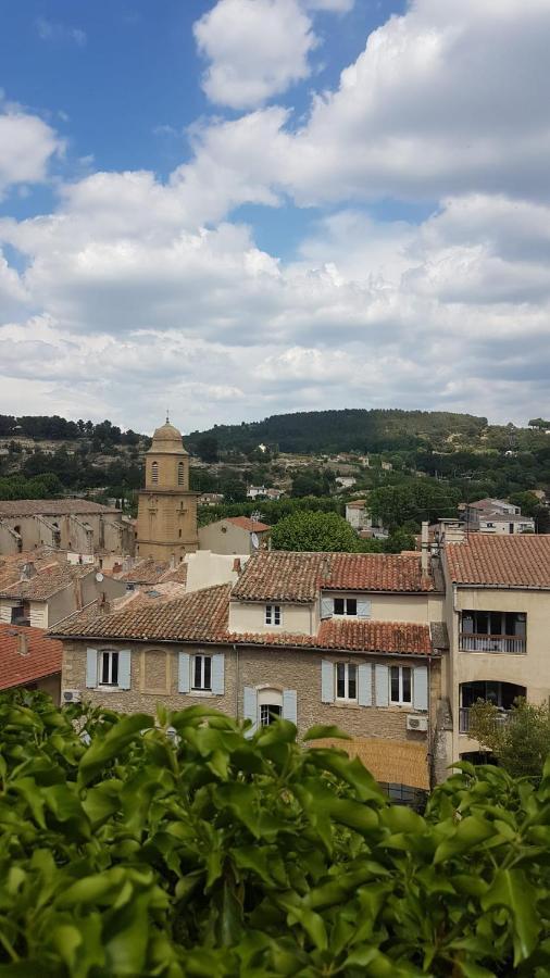 Au Pied Du Baou Apartman Saint-Chamas Kültér fotó